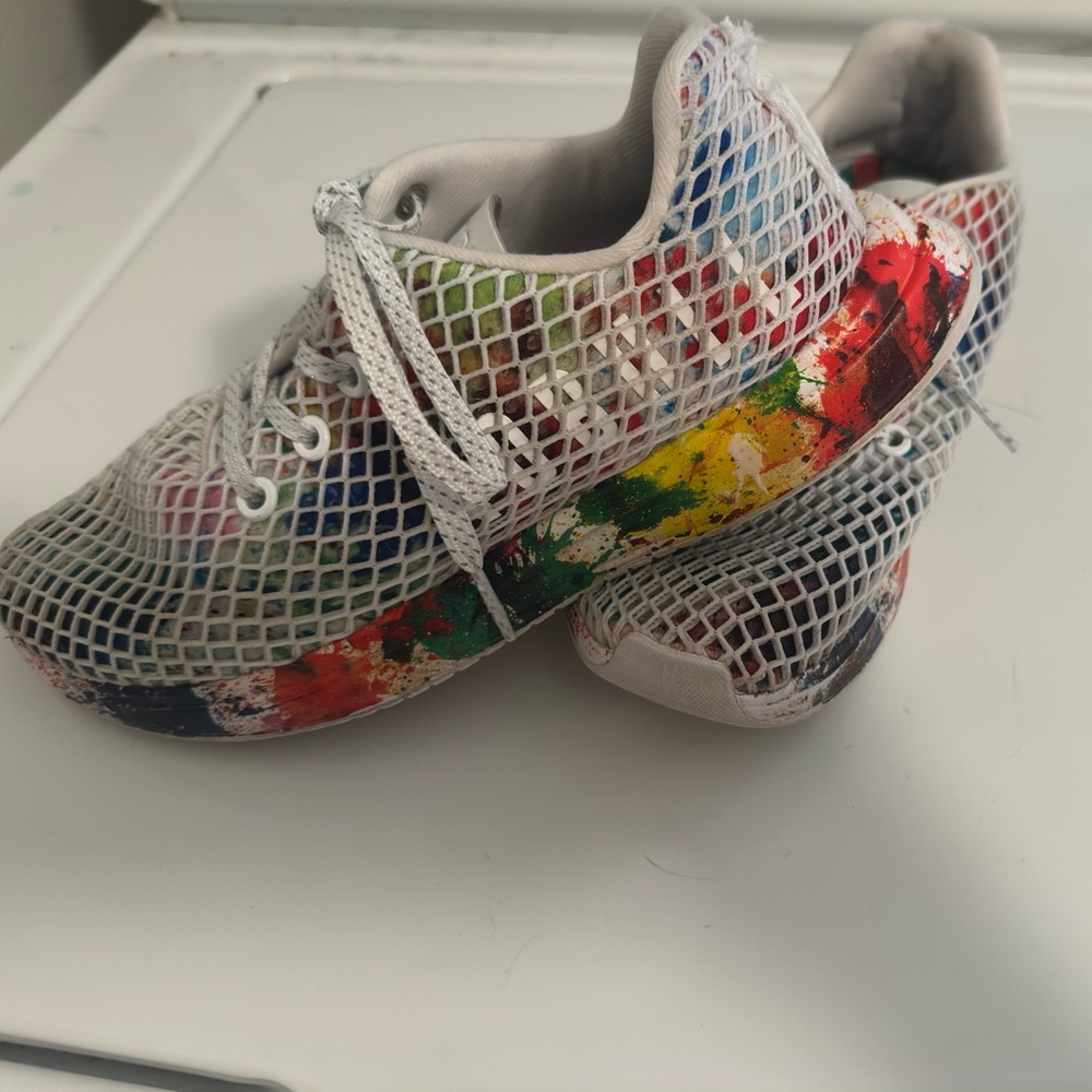 Women’s Rainbow No Bull Althetic shoes, sz 7, EUC